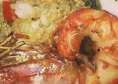Quinoa con Gamberi e verdure